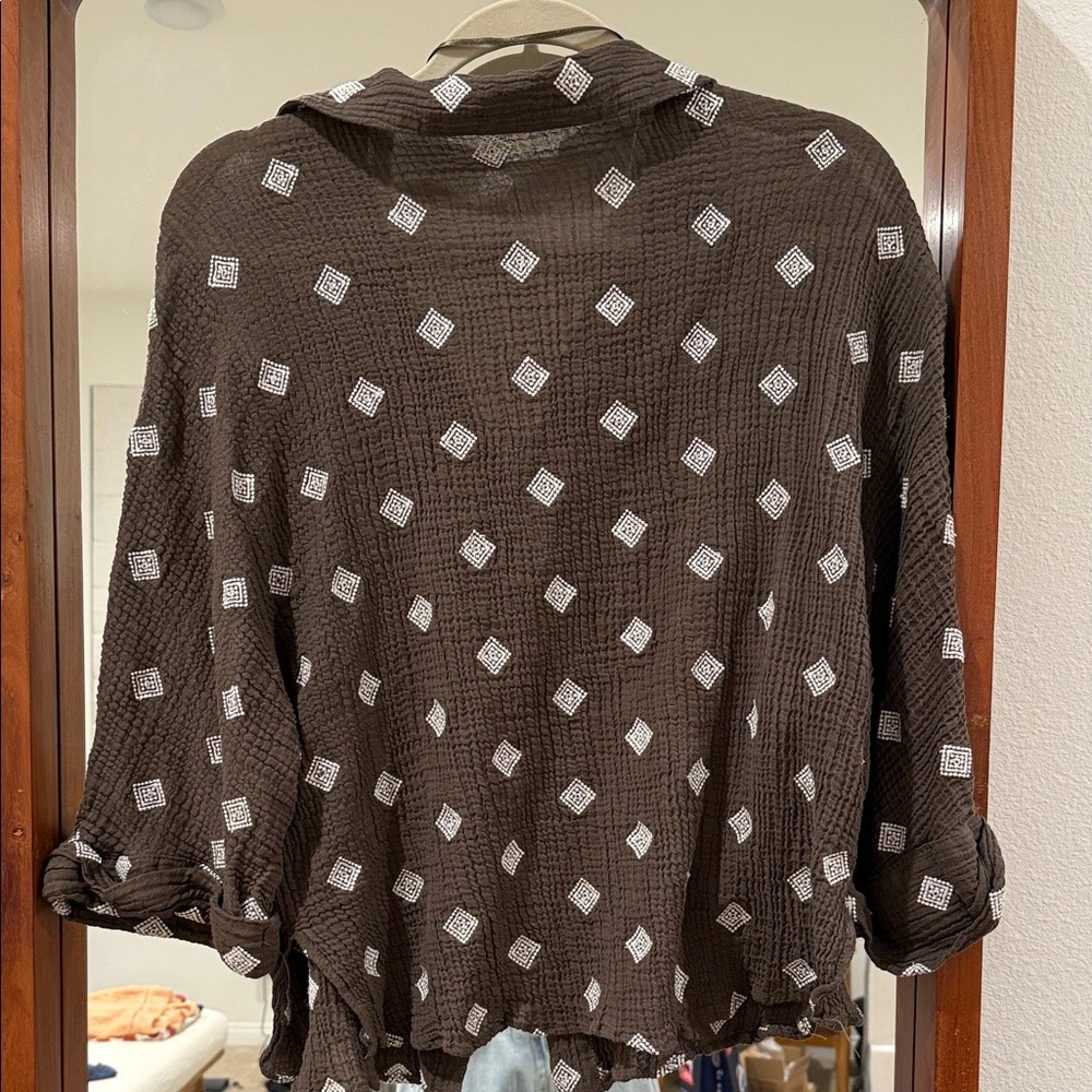 Green Patterned Women's Top - Picture 4 of 4